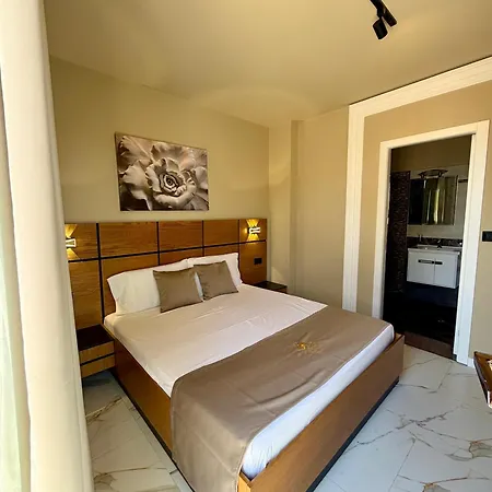 ゲストハウス Il Destino 3*