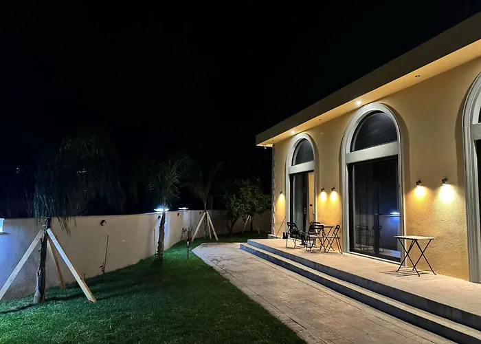 Il Destino ゲストハウス Zverneci